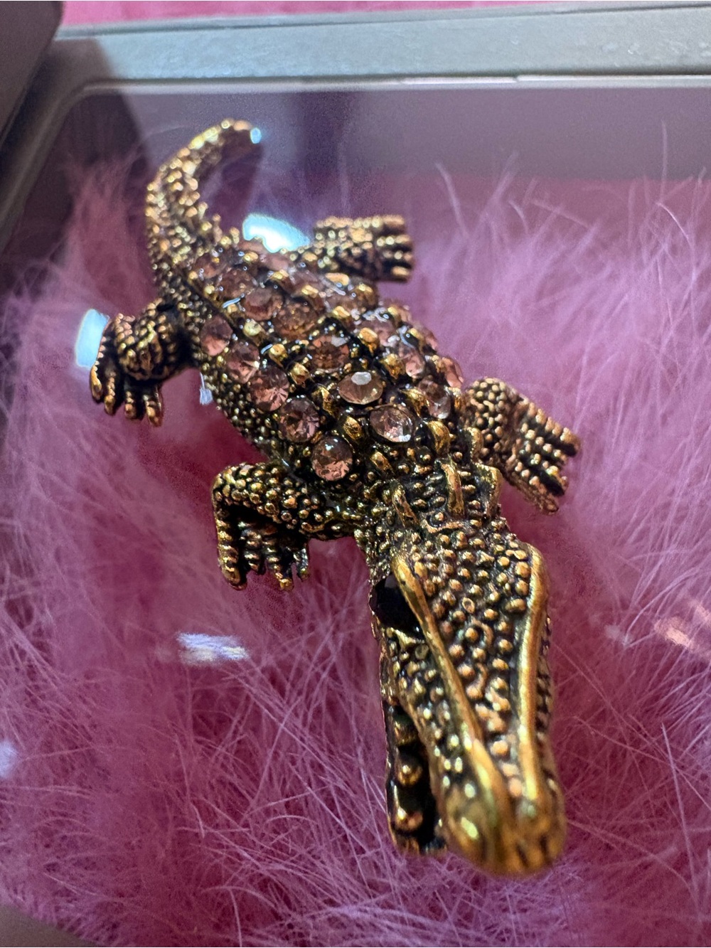 Alligator Reptile Ornament Brooch - Gold with Pink Crystal Accents